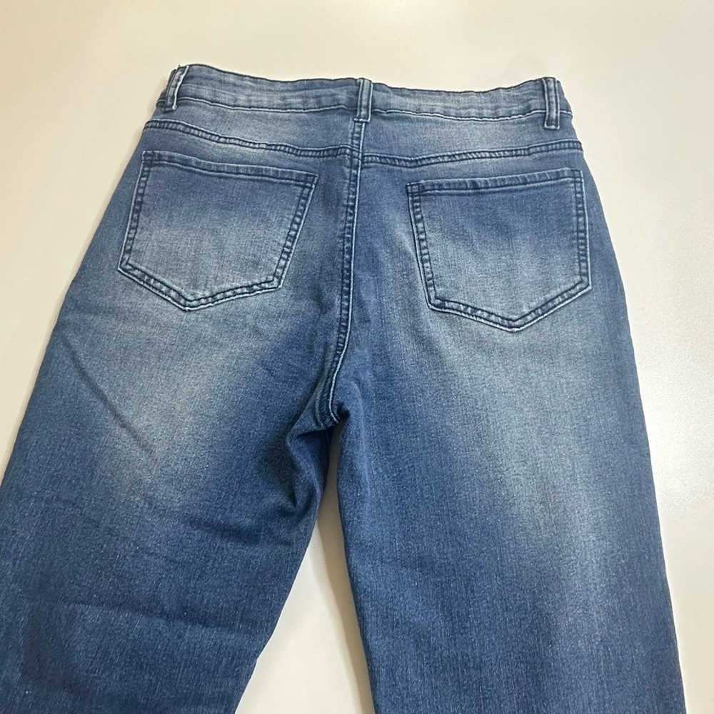 Crazy Train Women's Jeans Blue Distressed Layered Frayed Hem Cropped Size 7 - Picture 4 of 6